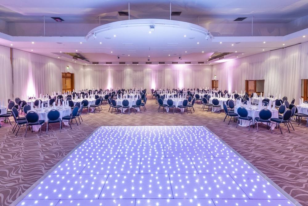 The Copthorne Hotel Cardiff Esterno foto